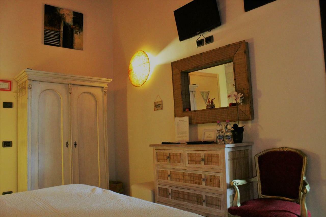 Antigua B&B Porto Potenza Picena Exterior photo